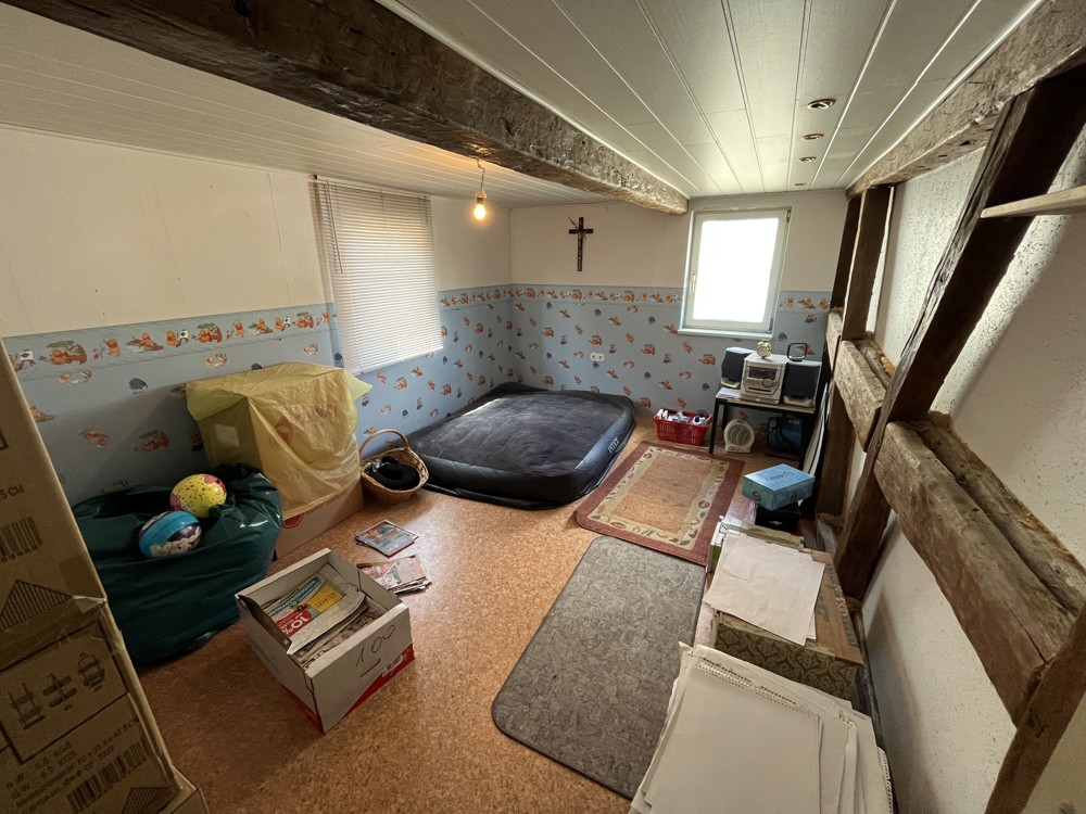 "Kleines Häuschen sucht großen Traum" - 97490 Poppenhausen-Maibach