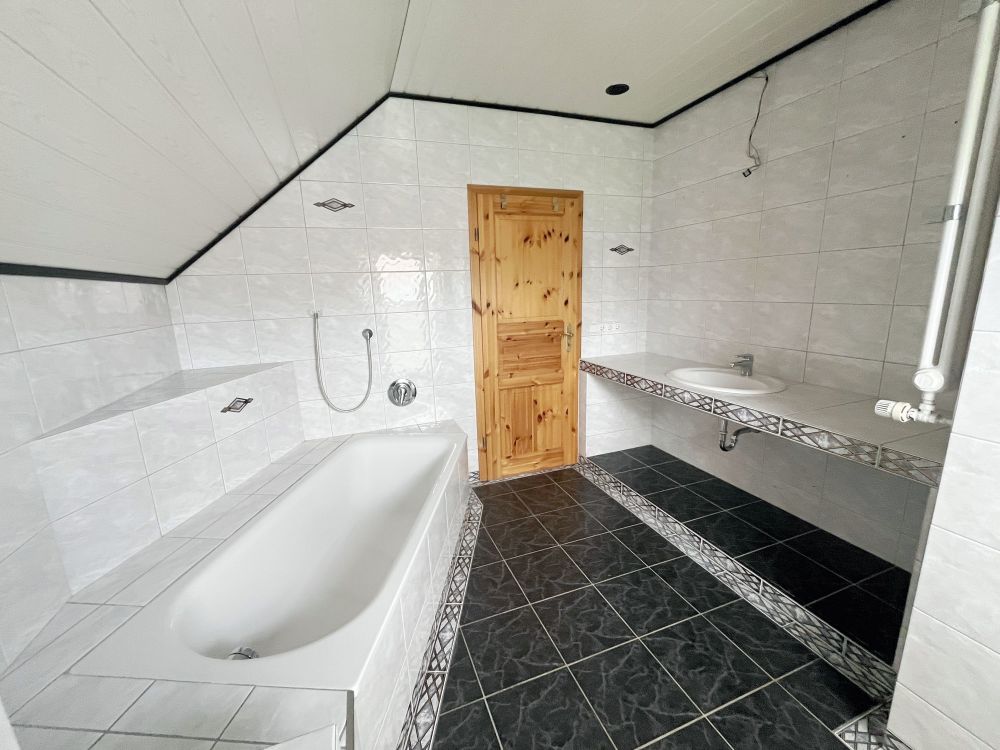 Zwei Doppelhaushälften – Ihr Eigenheim mit zusätzlicher Einnahmequelle