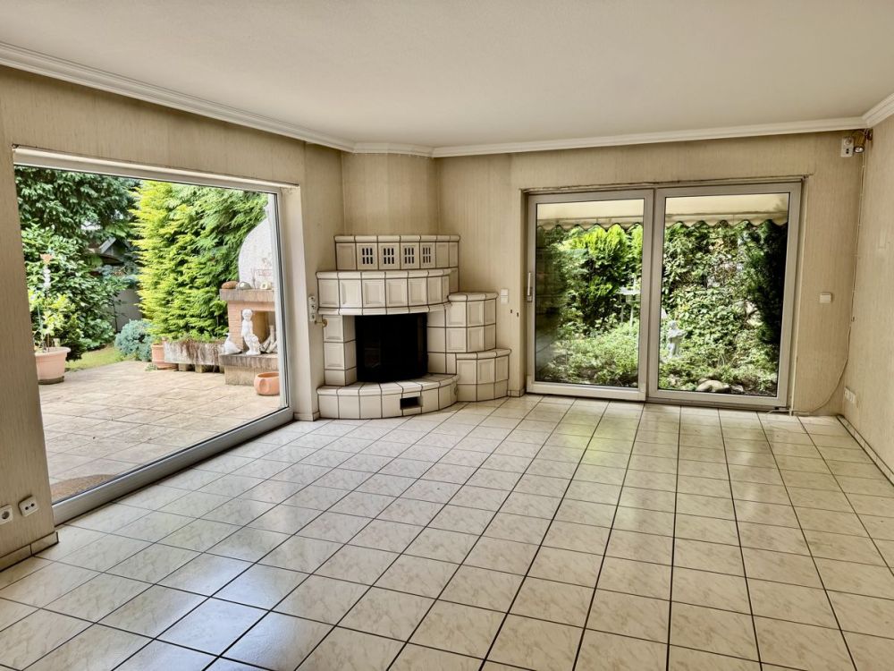 Einfamilienhaus in ruhiger und idyllischer Lage
- Ein Zuhause mit Herz in bester Lage von Rodgau -