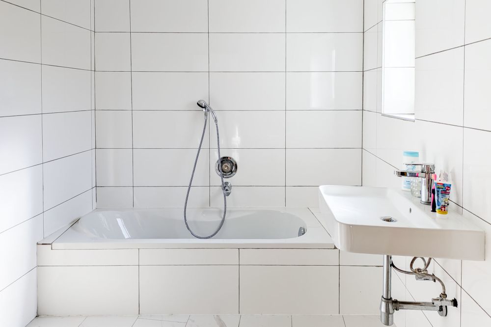 Ein- / Zwei-Familien-Haus in Erlenbach Mechenhard - interessant für Selbstnutzer & Kapitalanleger!