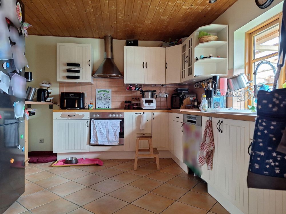 Hyygeliges, ebenerdiges Holzhaus in ruhiger Feldrandlage