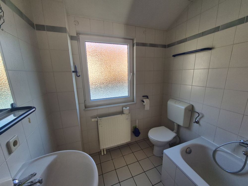 Ihr neuer Wohlfühlplatz unter dem Dach – mit Balkon und Raum für Ideen